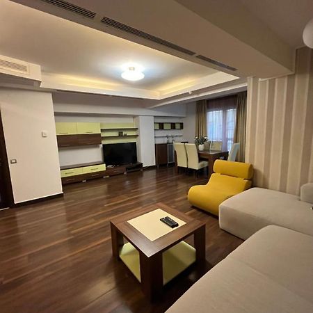 Large 2 Bedroom Apartment Soseaua Nordului Bukareszt Zewnętrze zdjęcie