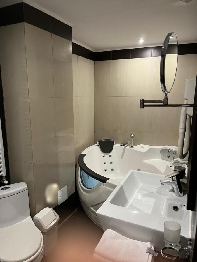 Large 2 Bedroom Apartment Soseaua Nordului Bukareszt Zewnętrze zdjęcie