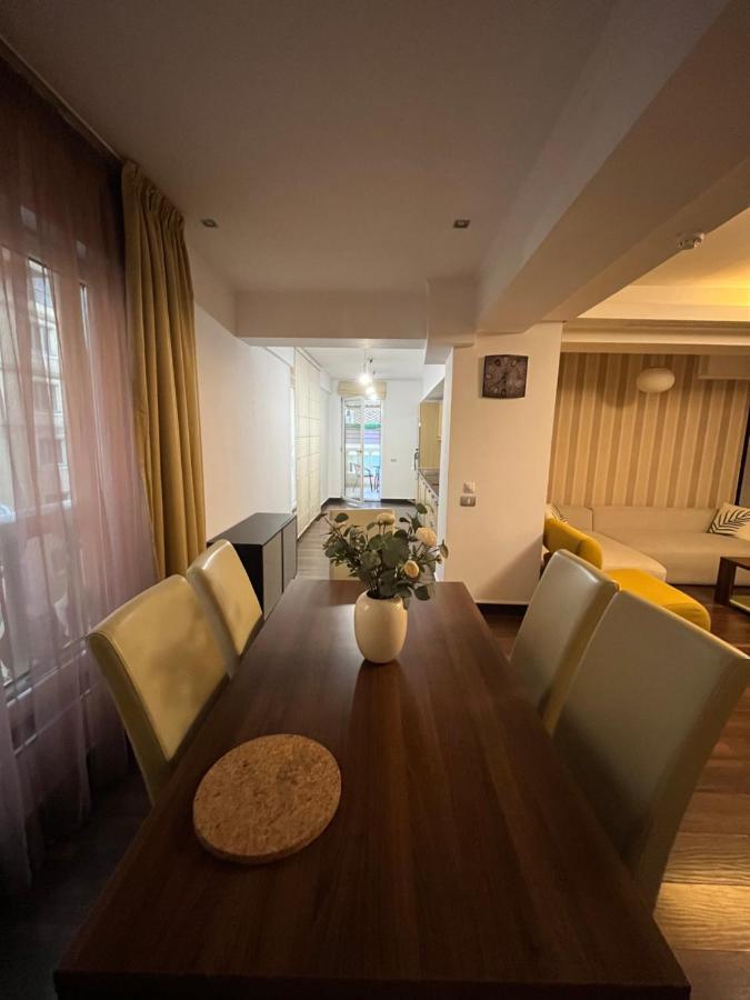 Large 2 Bedroom Apartment Soseaua Nordului Bukareszt Zewnętrze zdjęcie